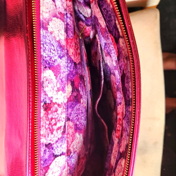 Sparkling floral metallic messenger bag - Picture 9 of 16